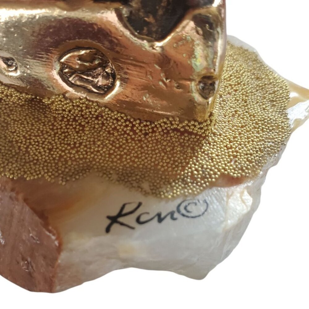 Ron Mouse Figurine On Cheese W/Gold Detailing & Quartz Crystal Base Paperweight - Picture 6 of 8